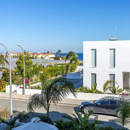 Crystal Blue 16 Villa *